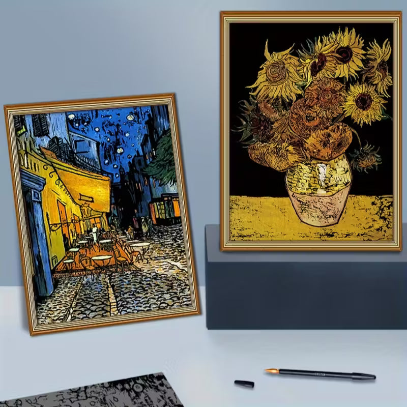 Скреч картини по Ван Гог – „Нощно кафене“ и „Слънчогледи“, рамкирани и изложени в интериор