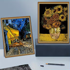 Скреч картини по Ван Гог – „Нощно кафене“ и „Слънчогледи“, рамкирани и изложени в интериор